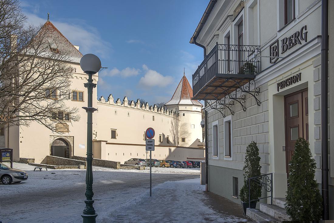 Penzion Berg Kežmarok エクステリア 写真
